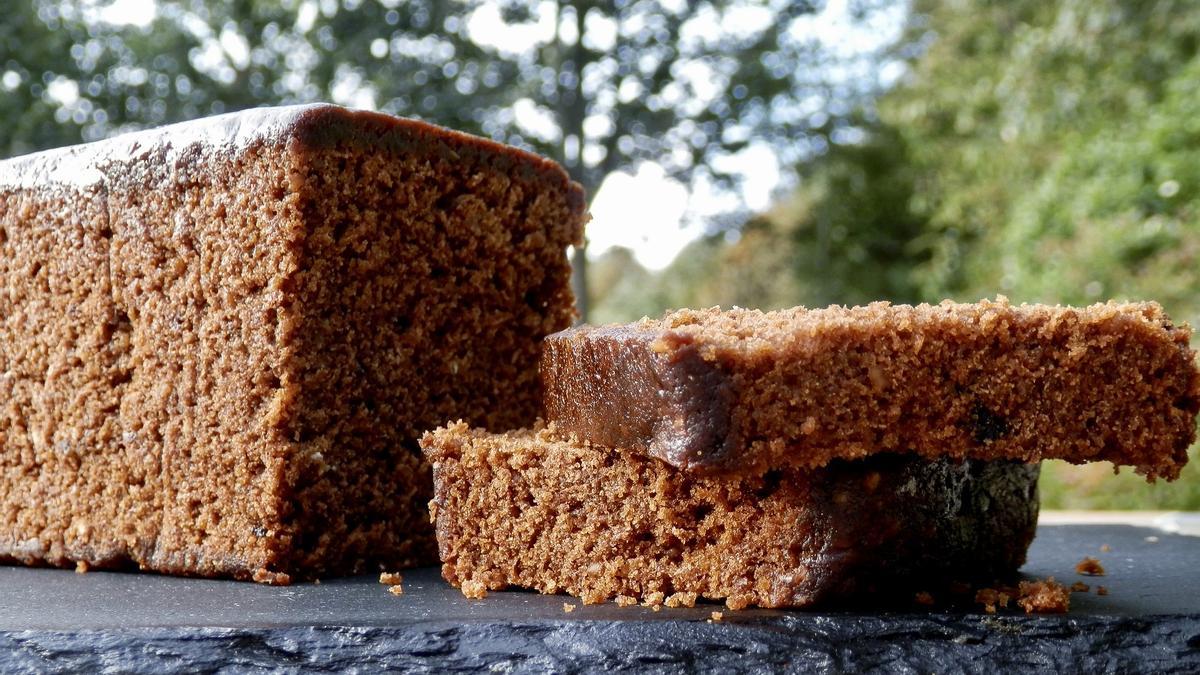 El bizcocho de harina integral y avena con pocas calorías para darte un  capricho dulce