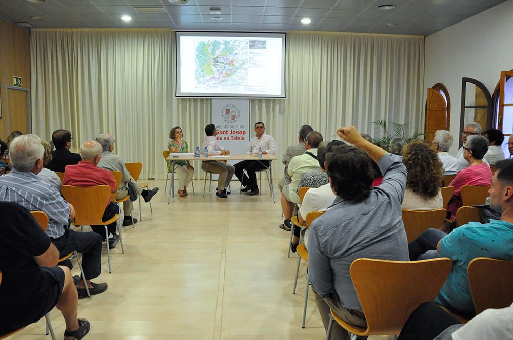 Reunión vecinal del Plan Especial de Protección.