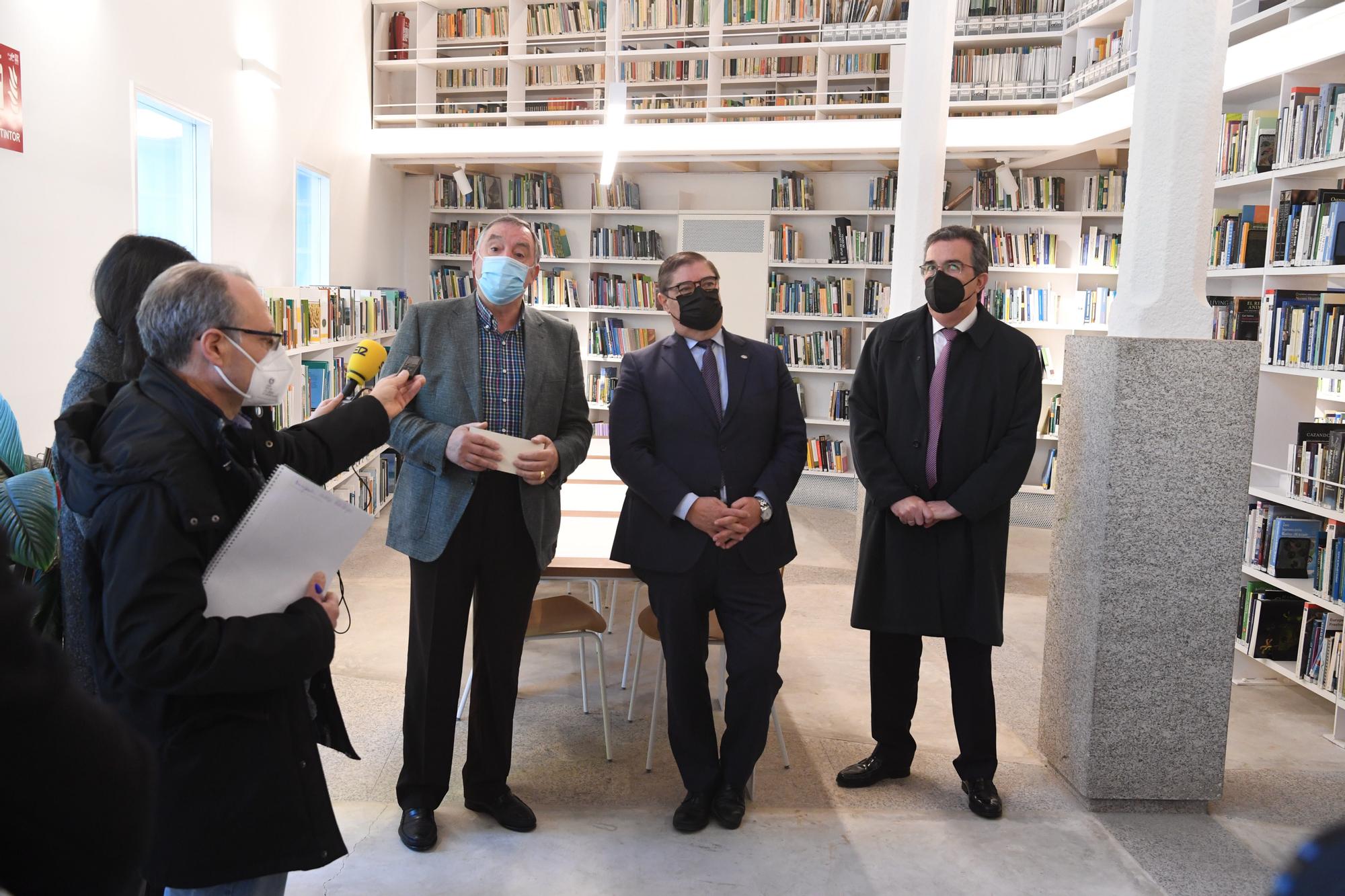 Inauguración de la Biblioteca Ambiental en el Pazo de Lóngora