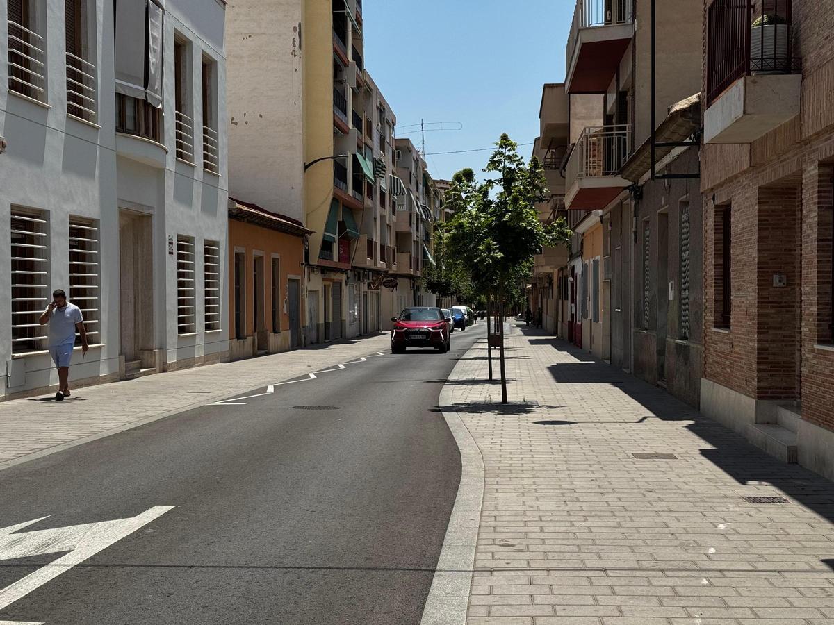Plataforma implantada en la calle Velazquez de San Vicente
