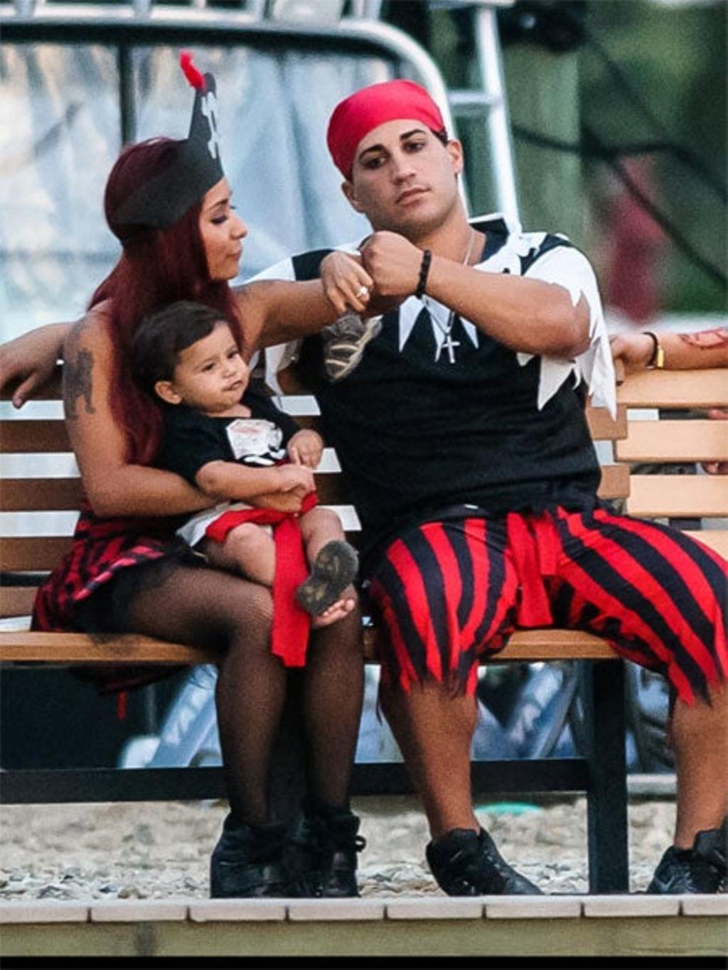 Snooki celebra el cumple más "pirata" de Lorenzo Cuore