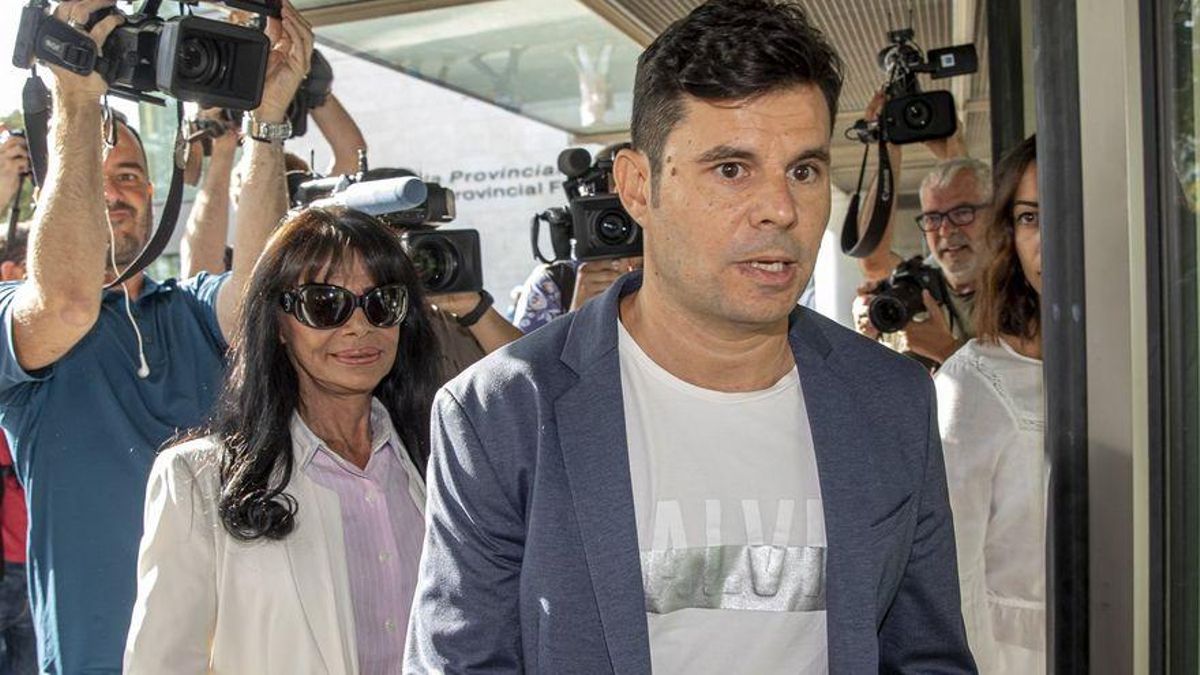Javier Sánchez, hijo ilegitimo de Julio Iglesias, recurre la inadmisión de su causa ante el Tribunal Supremo
