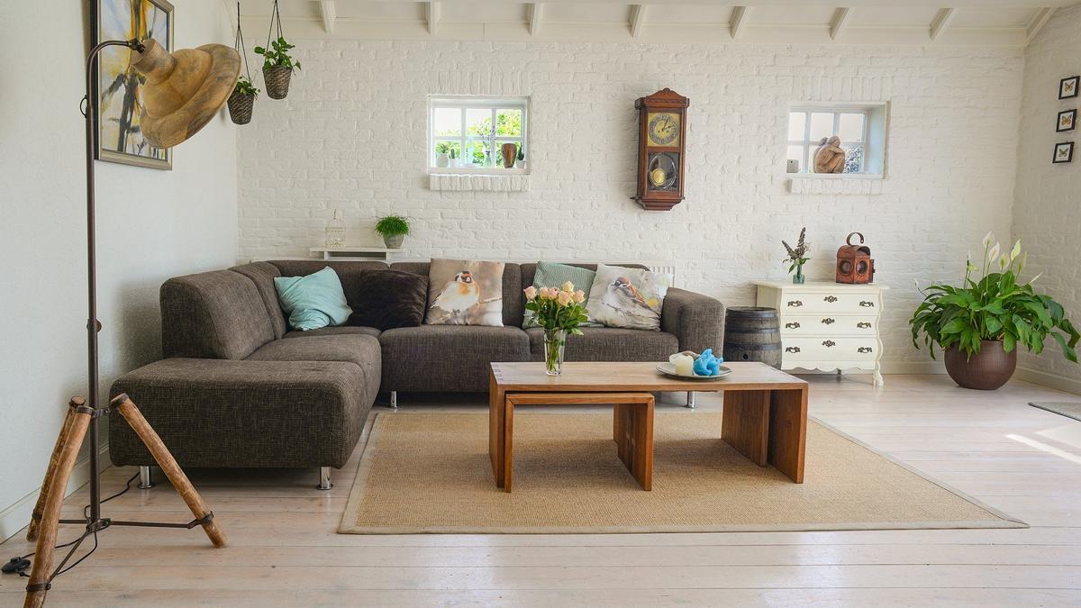 4 Trucos para limpiar el sofá - Muebles Aparicio