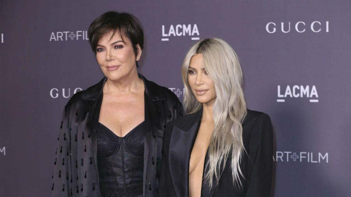 Kris Jenner y Kim Kardashian en la gala LACMA