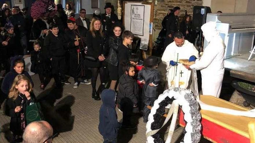 Tapia despide el Carnaval con mucha guasa