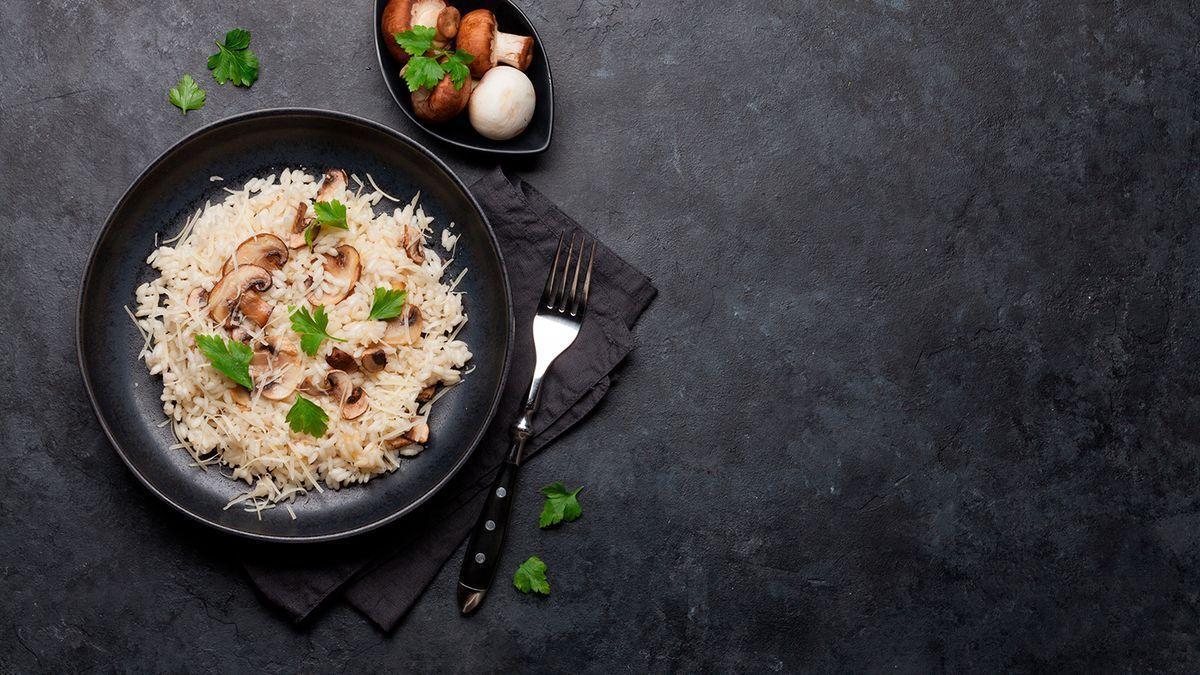 El risotto que triunfa esta primavera: la sencilla receta de arroz que debes probar