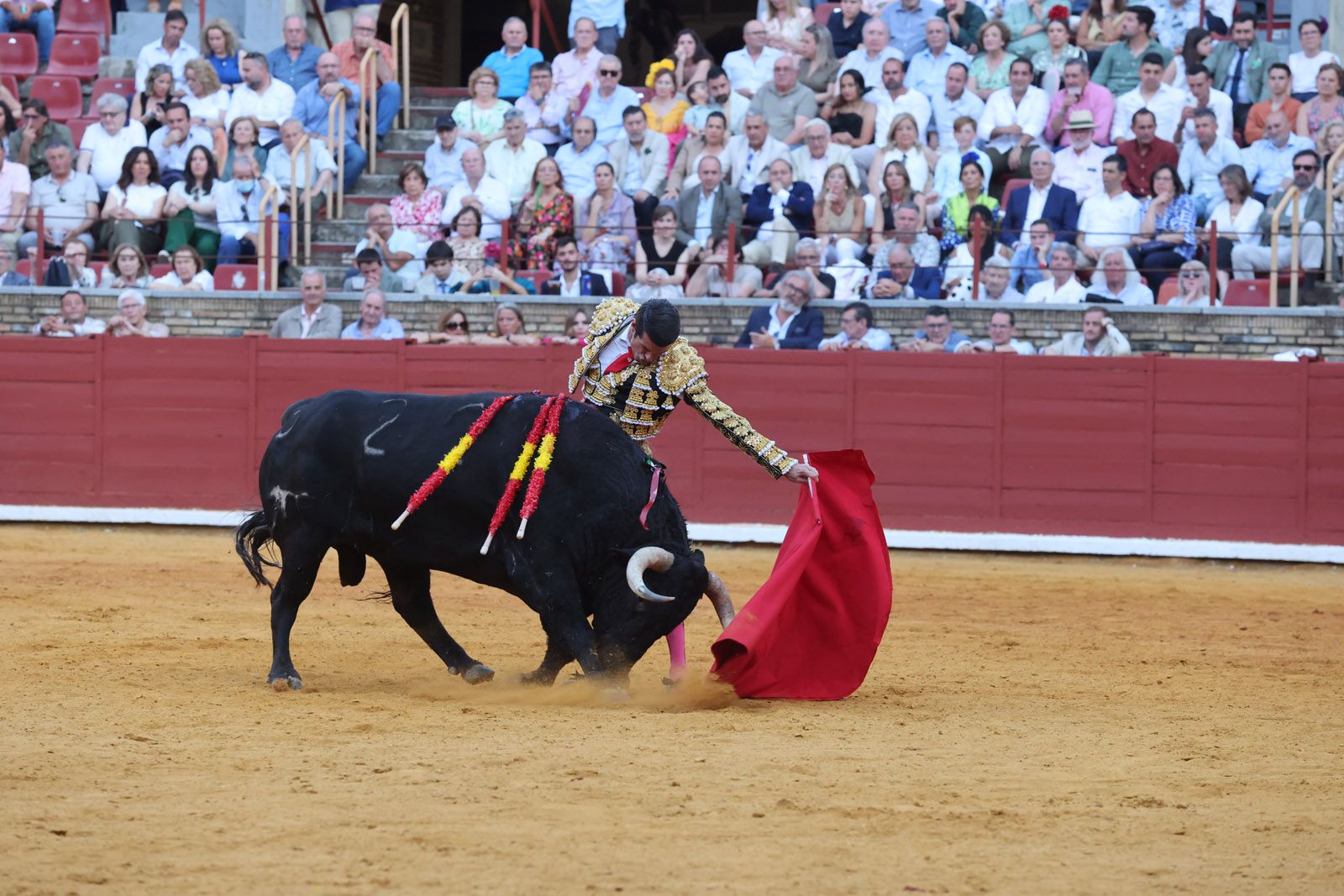 Migie Ángel Perera sale a hombros de Los Califas