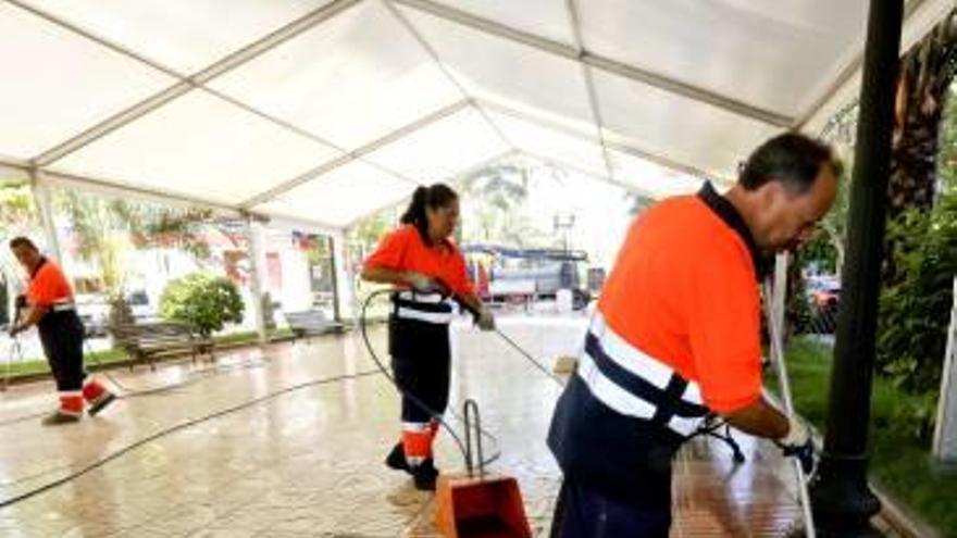 Los servicios de limpieza recogen 843 toneladas de basura