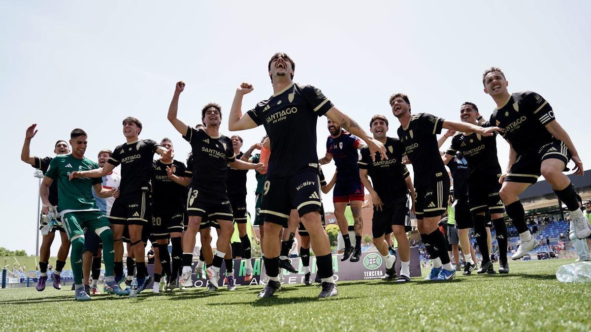 Ascenso consumado: el Compostela regresa a Segunda Federación