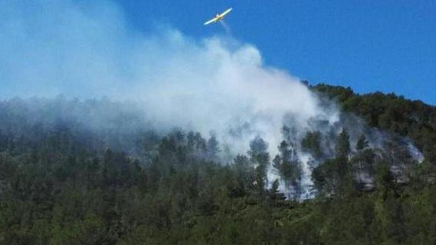 Imagen del incendio en Artana. Foto: @Preven_IIFF_CV