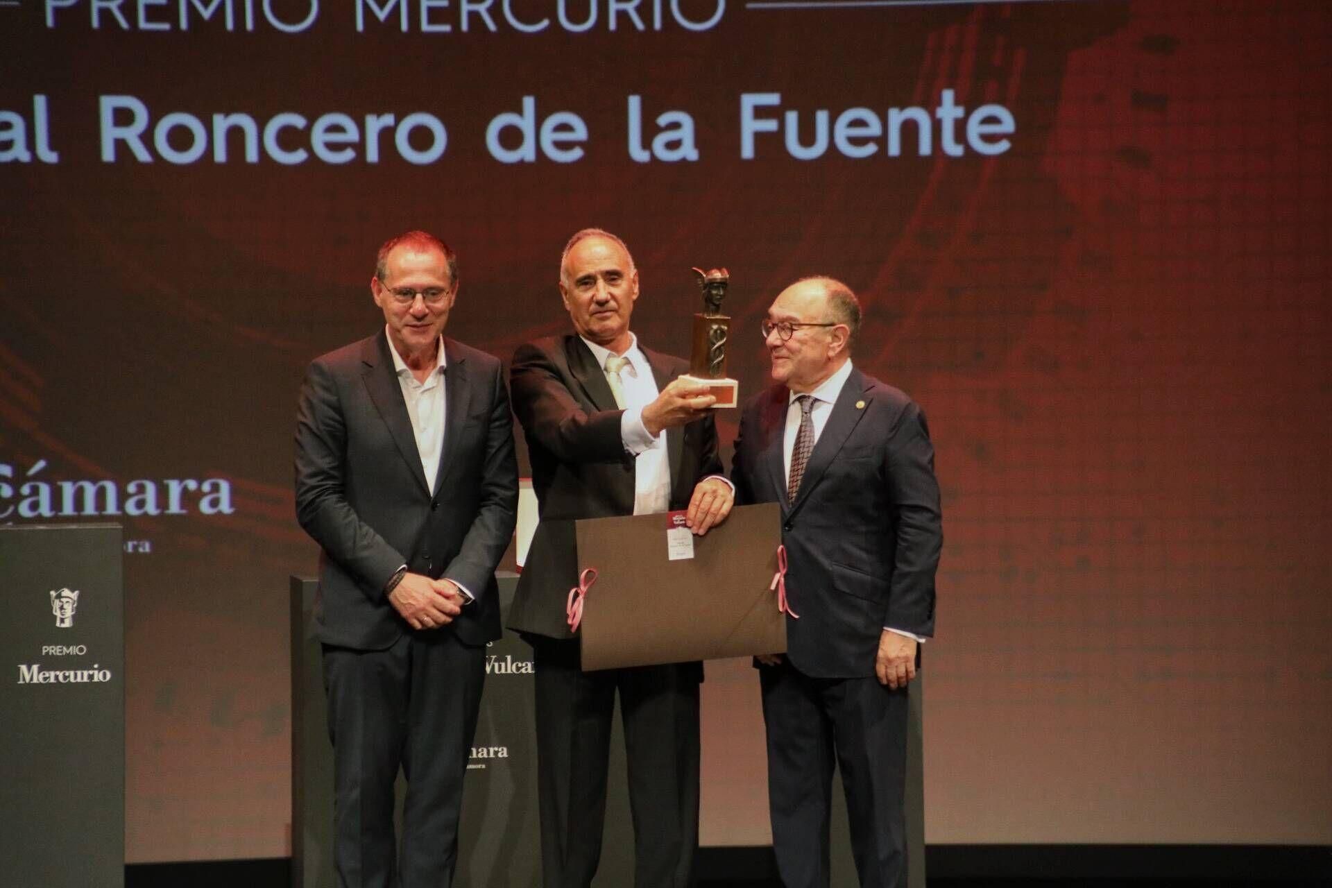 Zamora. 37ª edición de los Premios Mercurio y Vulcano y las Medallas a la Dedicación Empresarial y Lealtad a la empresa.