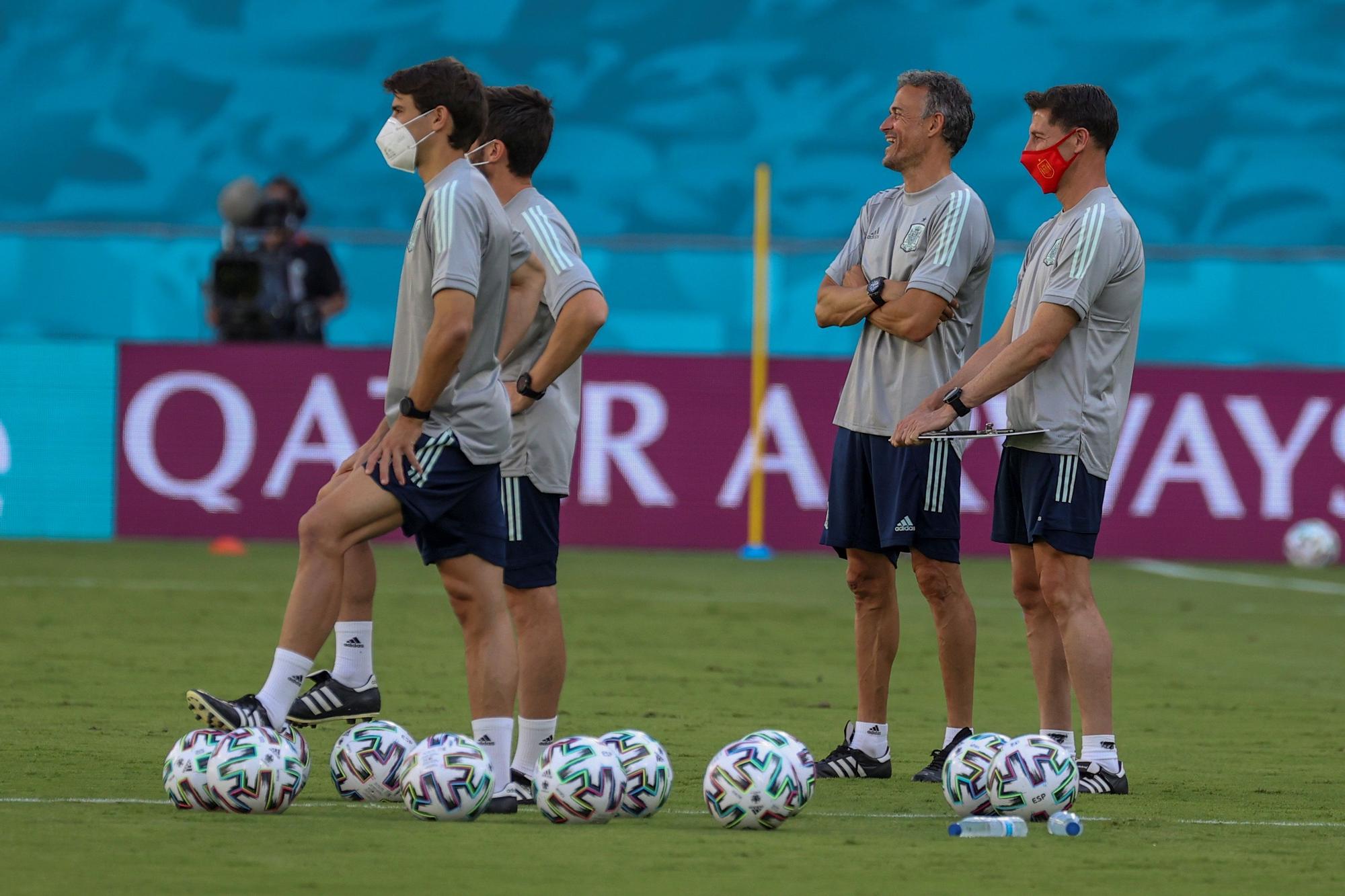 Luis Enrique dirigió el entrenamiento de España en La Cartuja