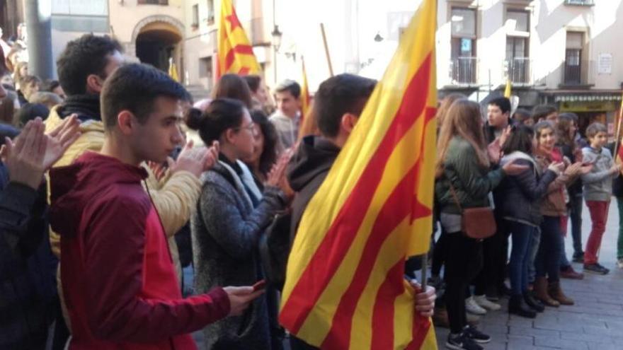 Centenars d&#039;estudiants de secundària surten al carrer contra la Lomce a Catalunya