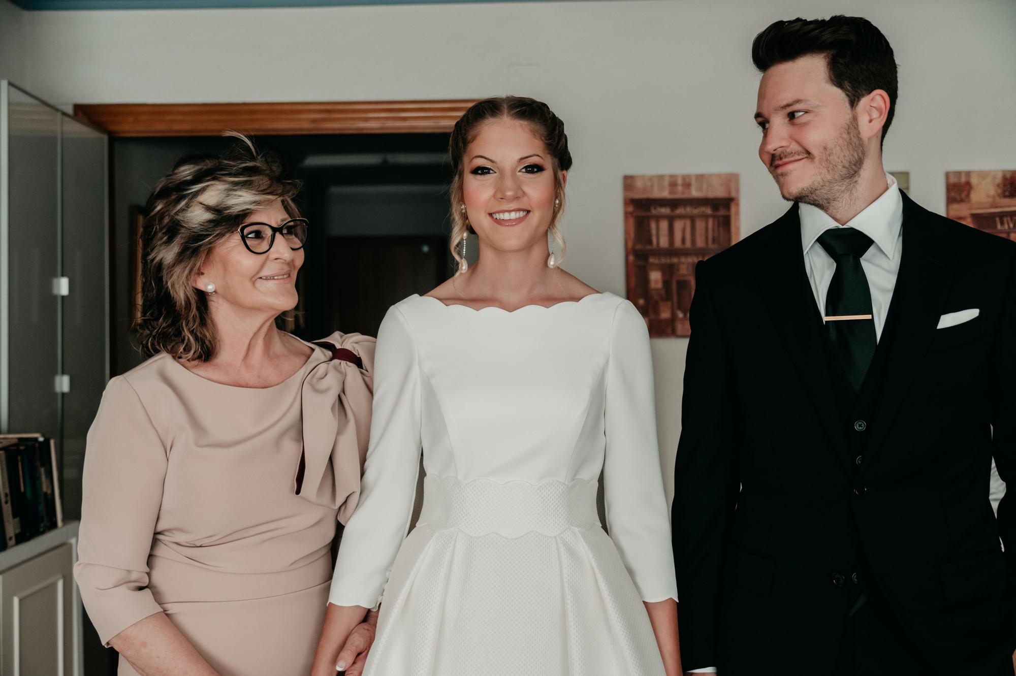 Boda de Andrea Cea, corte de honor de los años 2020 y 2021