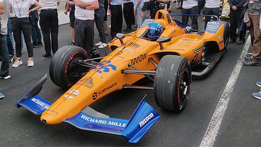 La lluvia y los problemas mecánicos de McLaren frenan a Alonso en Indianápolis