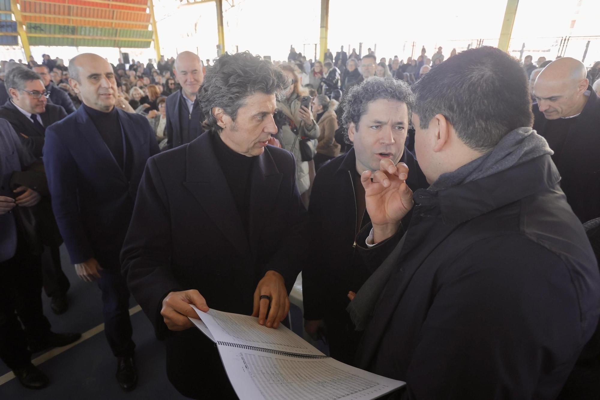 Dudamel vuelve a dirigir bandas de música en Castellar-l'Oliveral