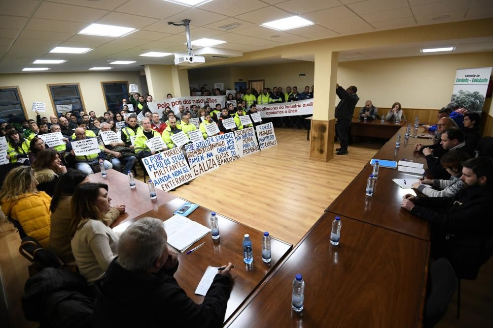 Los trabajadores de Ence obtienen el respaldo del pleno de Cerdedo-Cotobade