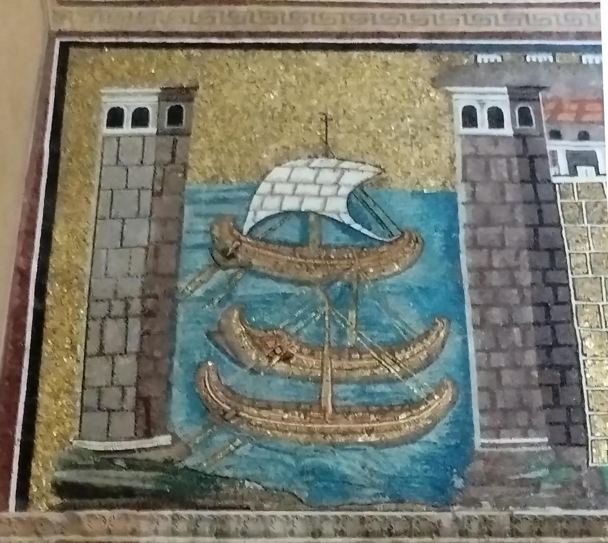 Naves de un mosaico de San Apolinar, en Rávena