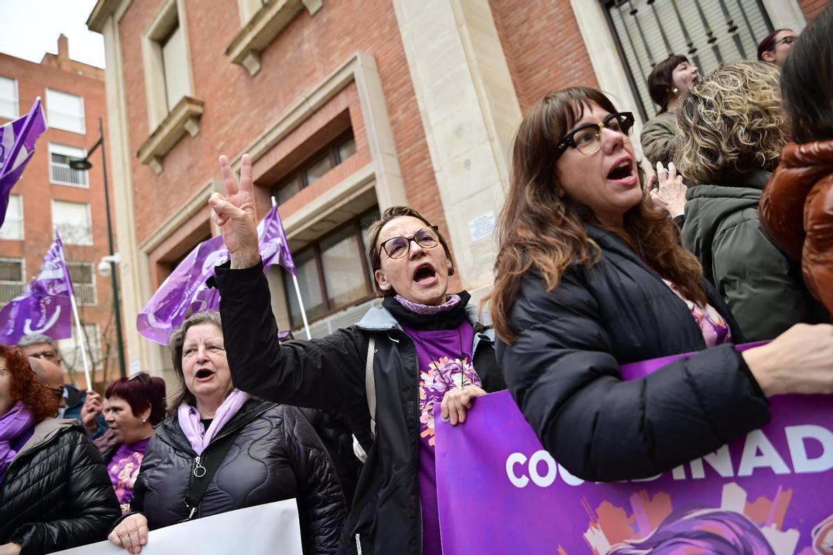 Las mujeres de Castelló se citan para una Magdalena feminista en el 8M