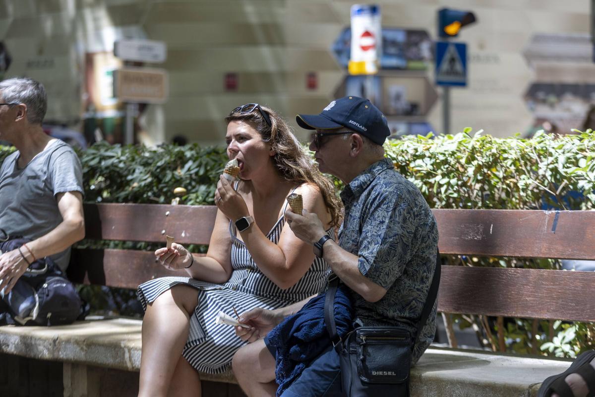 Así vive Mallorca la primera ola de calor del verano