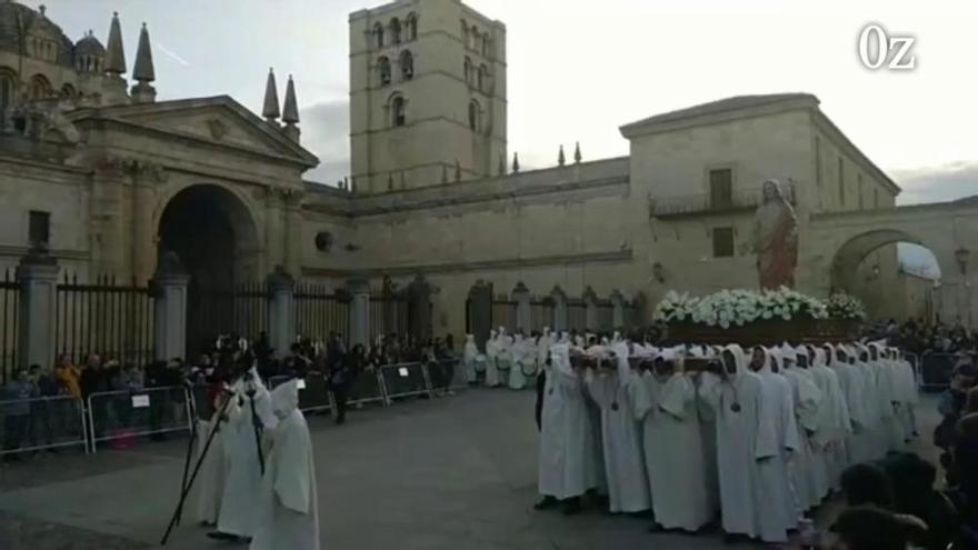 Procesión de Jesús Luz y Vida