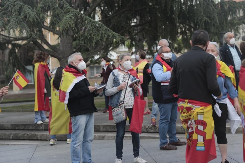 Cacerolada contra el gobierno en Avilés