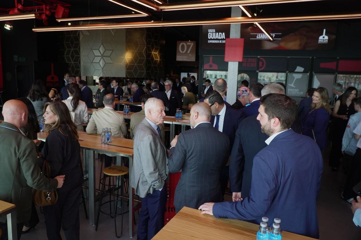 Panorámica de los asistentes al evento.