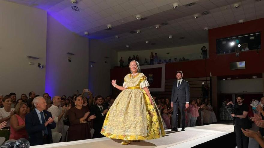 La fallera mayor infantil de Gandia desvela su secreto mejor guardado