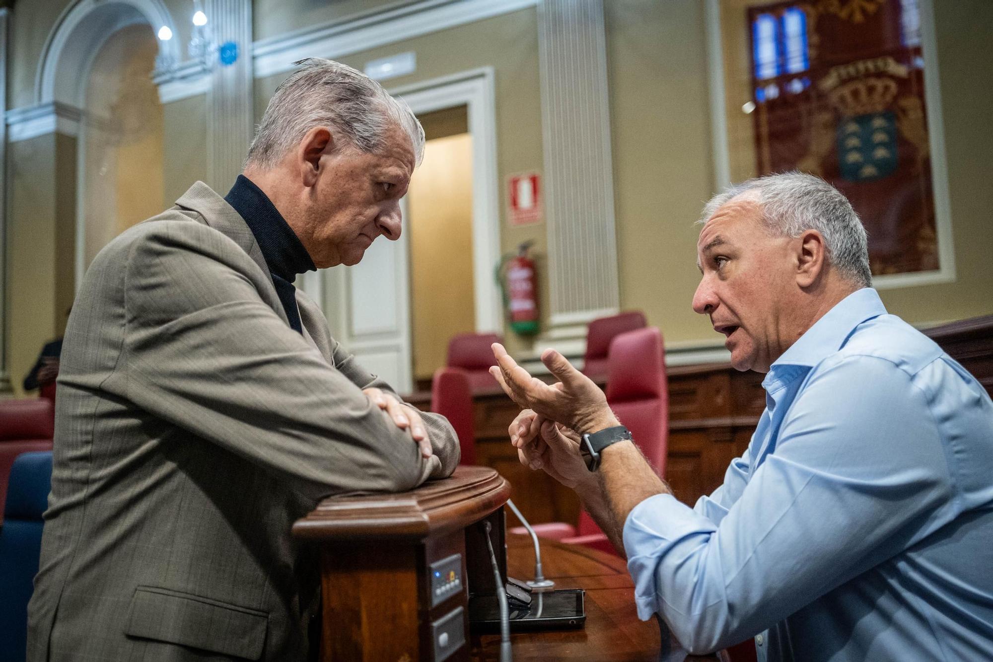 Pleno del Parlamento de Canarias