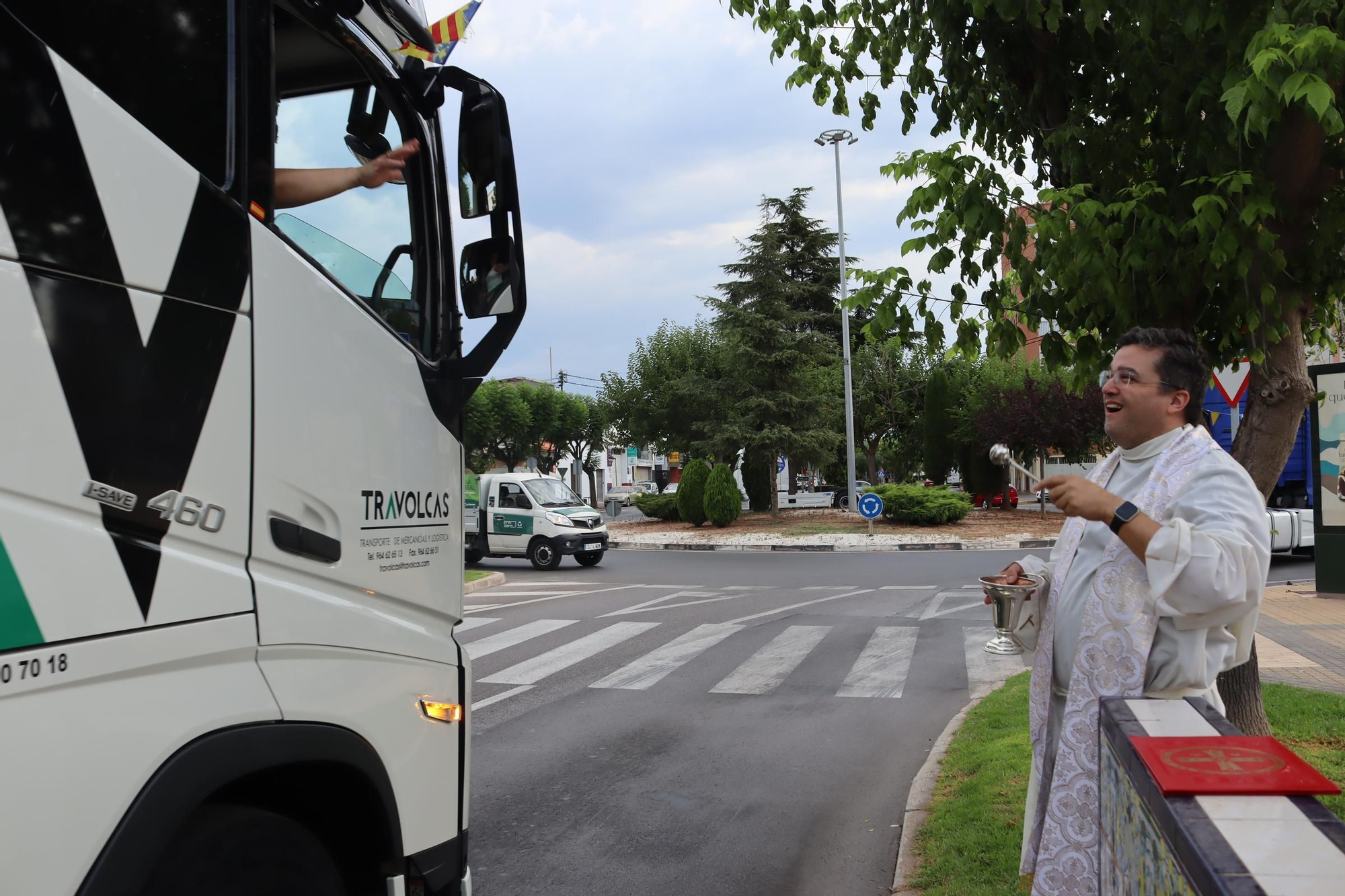 Vila-real celebra la festa de Sant Cristòfol amb la benedicció i desfilada de camions