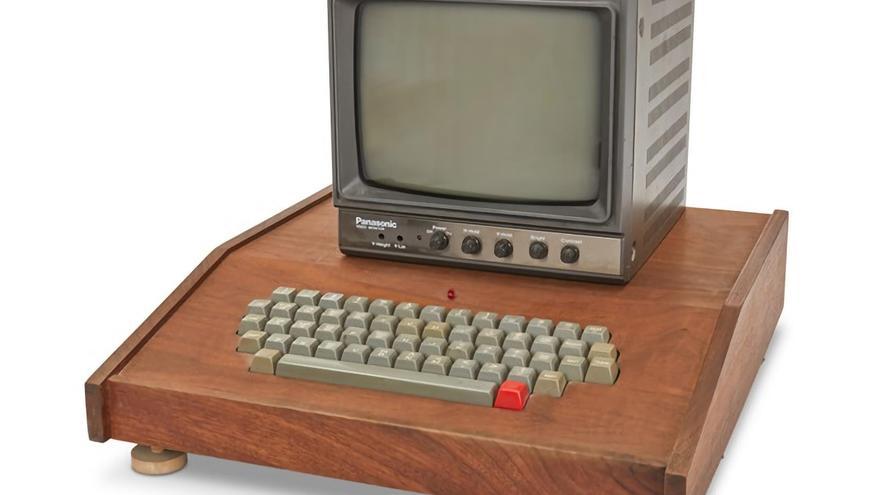 Un ejemplar del primer modelo de Apple de hace 45 años, a subasta en EE.UU.