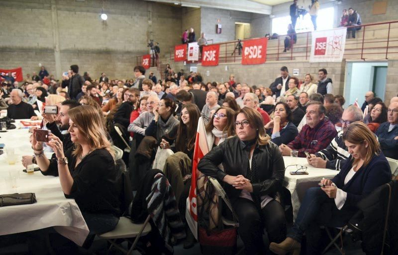 Pedro Sánchez celebra la Fiesta de la Rosa en Ayerbe