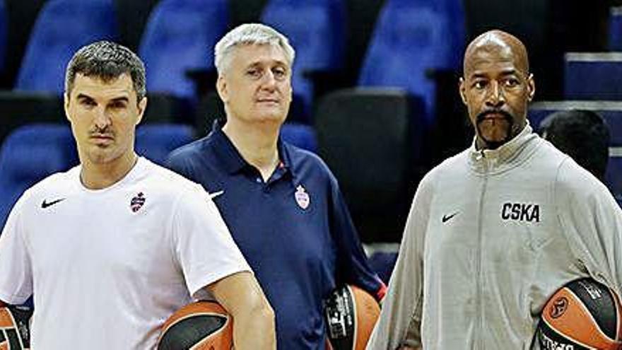 Darryl Middleton, en un entrenament amb el CSKA de Moscou.