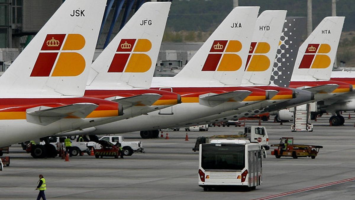 Aviones de Iberia en la Terminal 4 de Barajas.