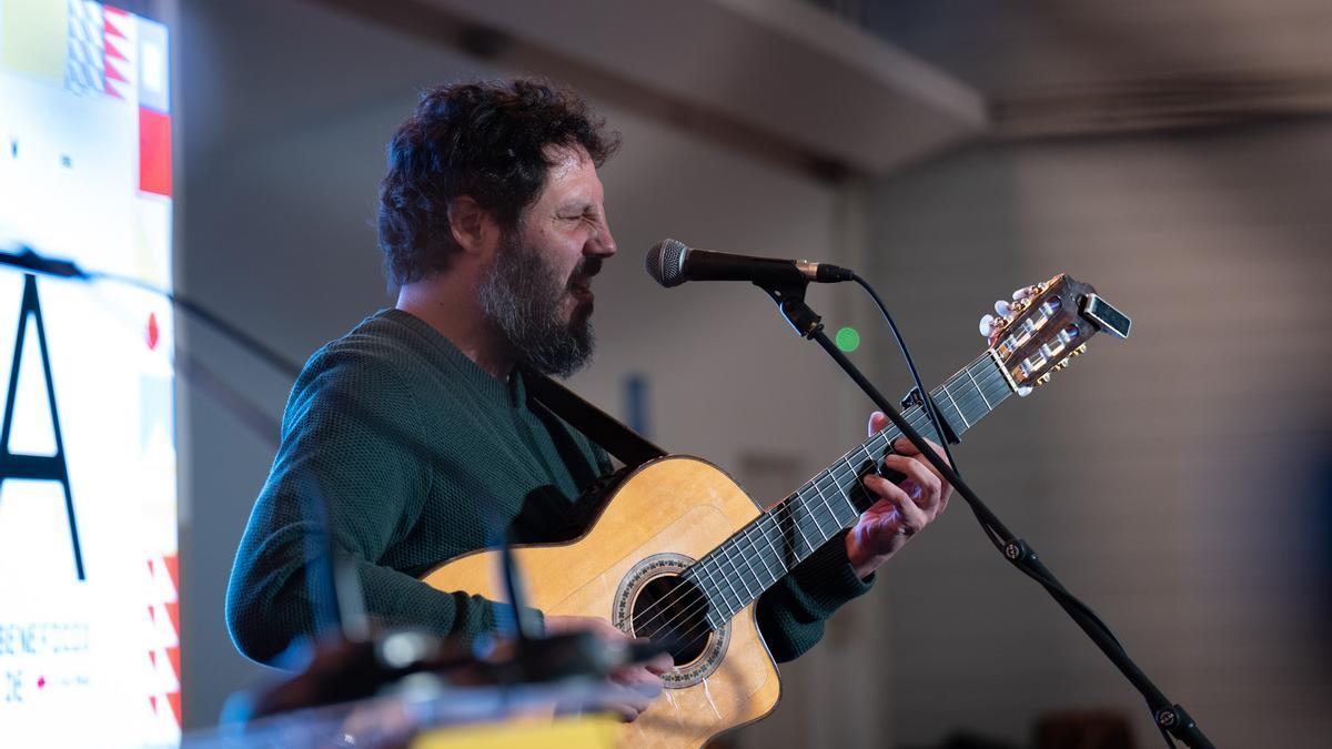 El Kanka, durante su actuación en la presentación del festival este jueves