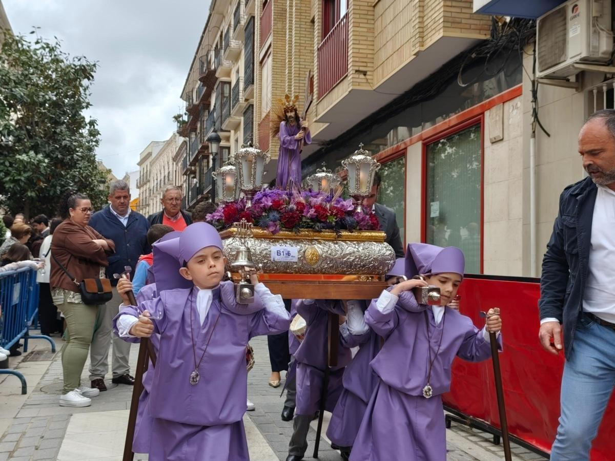Los pequeños de Lucena y Villanueva de Córdoba disfrutan de la Semana Santa chiquita