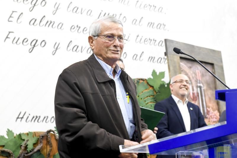 GRAN CANARIA  14-05-2018   LAS PALMAS DE GRAN CANARIA. Descorche de la primera botella de vino de esta temporada. FOTOS: JUAN CASTRO  | 14/05/2018 | Fotógrafo: Juan Carlos Castro