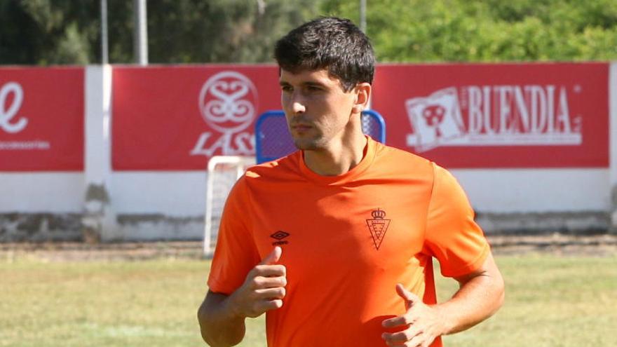 Abel Molinero, el primero en rescindir con el Murcia en invierno