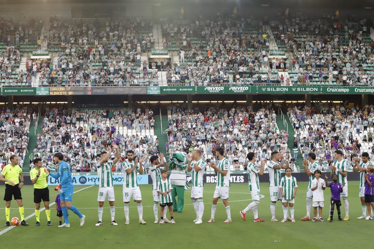 Córdoba CF-Albacete: las imágenes del partido en El Arcángel Córdoba CF-Albacete: las imágenes del partido en El Arcángel