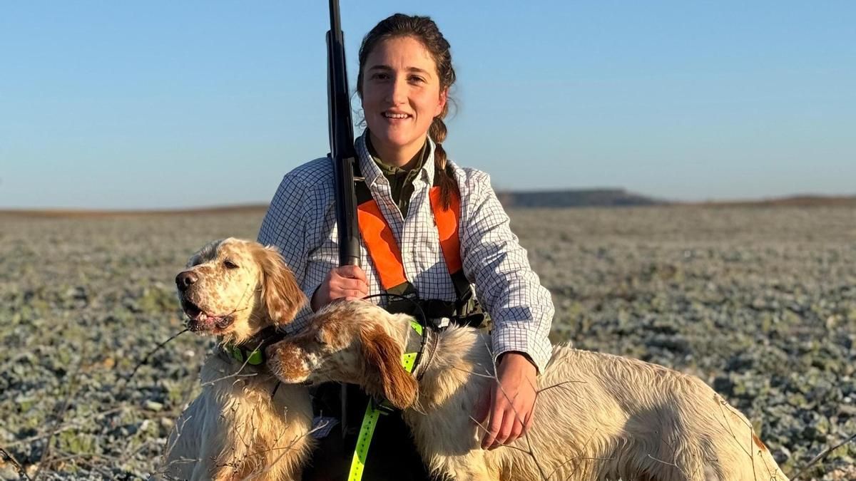 Bea Rosete durante una cacería.