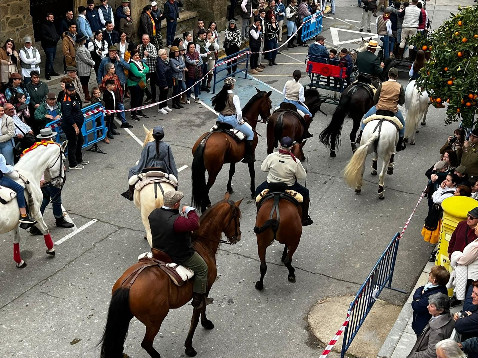 GALERÍA | Si no has podido ir al Jueves de Comadres de Madrigalejo, aquí te lo contamos