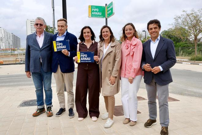 Así ha sido la inauguración de la calle Pipo Arnau: nadie ha querido faltar a la cita