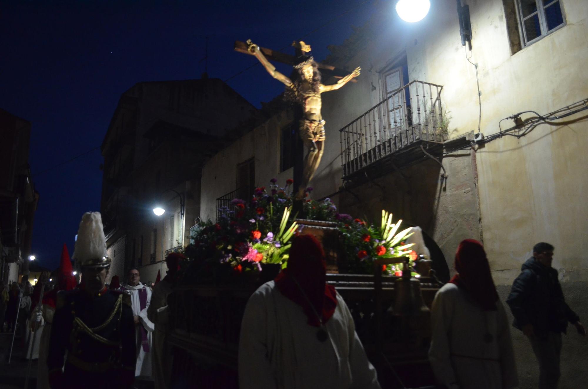 Semana Santa en Benavente: Devoción y silencio