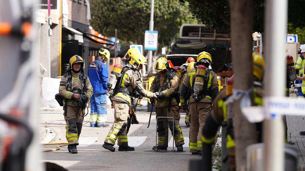 Confinados vecinos de la c/Natzaret de LH por una fuga de gas