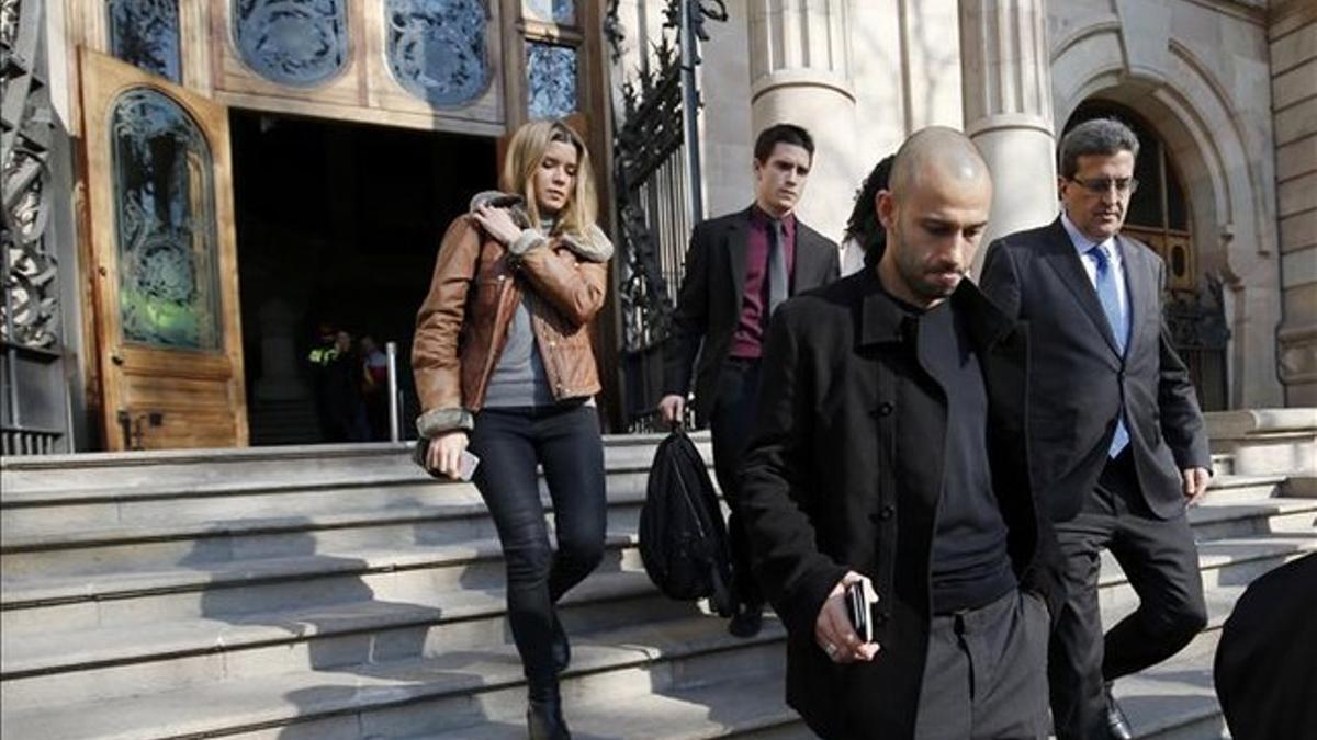 Javier Mascherano esta mañana, a la salida de la Audiencia de Barcelona