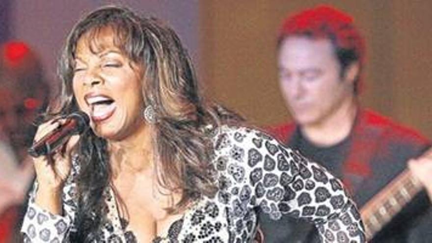 Adiós a Donna Summer, la reina disco