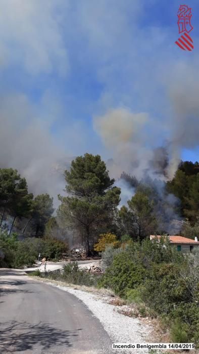 Incendio en Benigembla y Castell de Castells