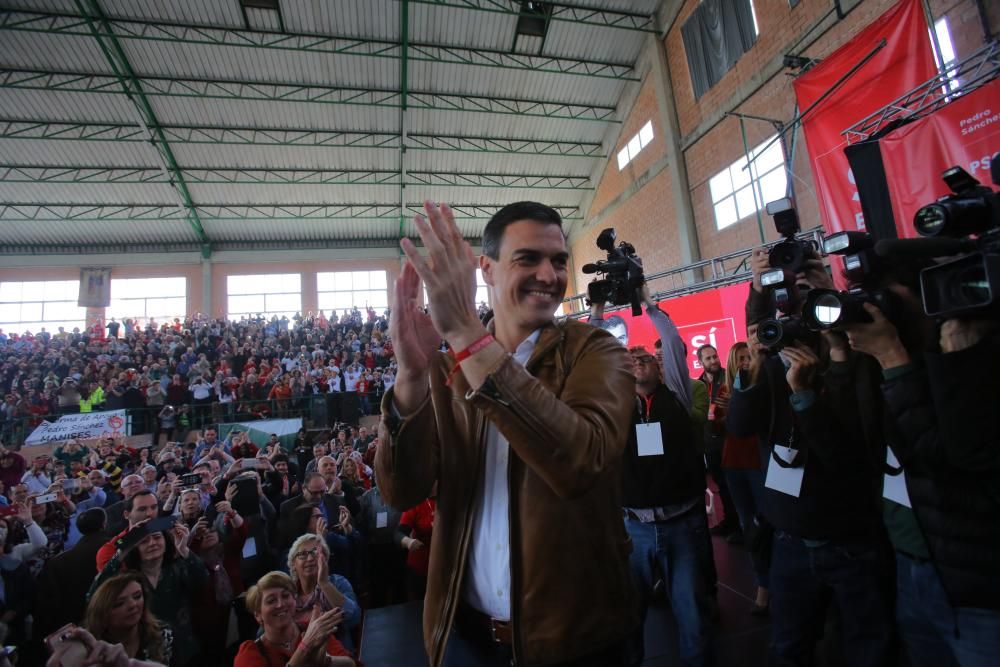 Acto de Pedro Sánchez en Burjassot