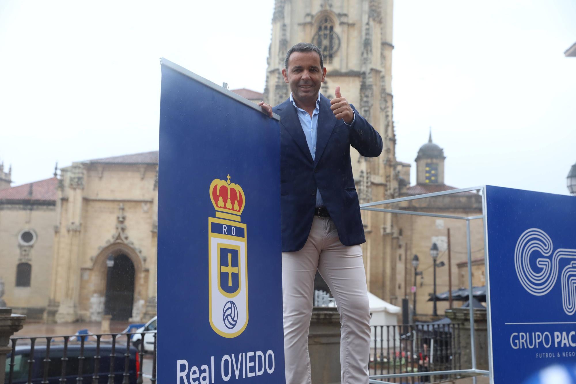 EN IMÁGENES: Presentación de Javi Calleja como entrenador del Real Oviedo