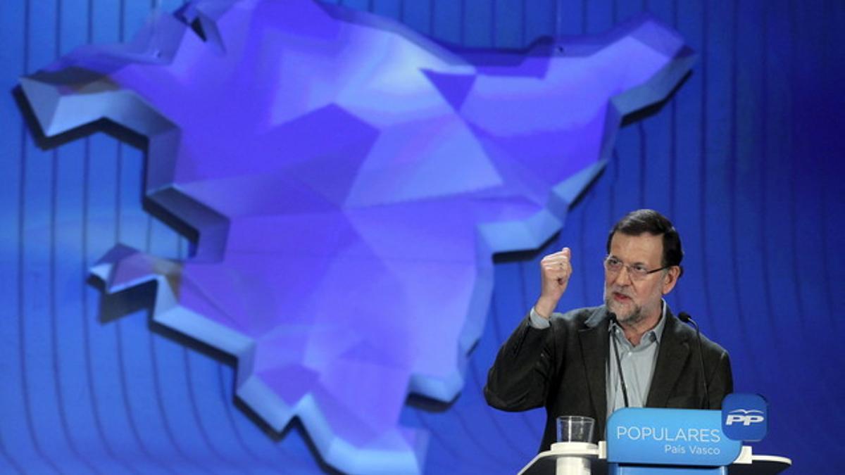 Mariano Rajoy, durante la clausura del congreso del PP vasco, este sábado en San Sebastián.